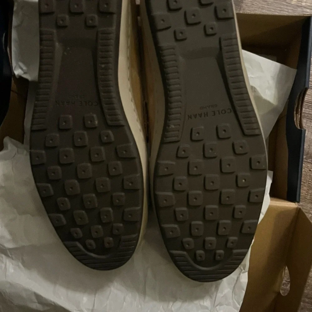 EUC! Cole Haan Claude Penny Loafer Amphora with box like new Size 9.5 - Picture 3 of 8